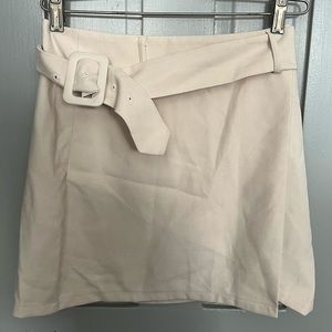 Altar’d State - Cream High Waisted Mini Skirt - Sz S - NWOT